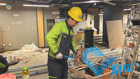 大型办公区温度不均 中央空调安装后置布局3大优势