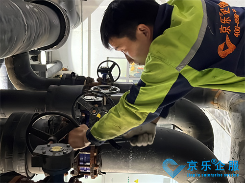 中央空调冷凝器清洗